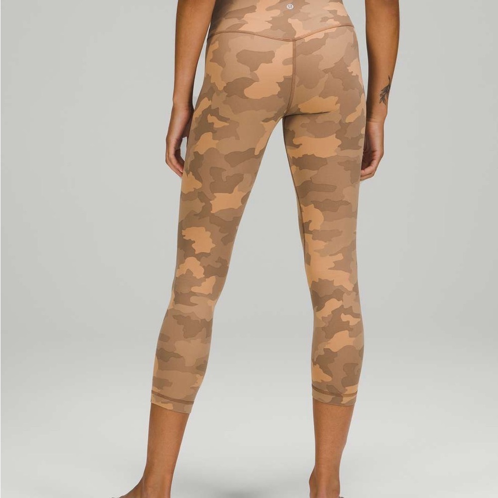 lululemon Align High Rise Pant Pockets Heritage 365 Beige Camo
size 0